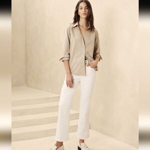 Banana Republic Women's Cream Premium Denim High-rise Bootleg Cropped‎ Jeans 30